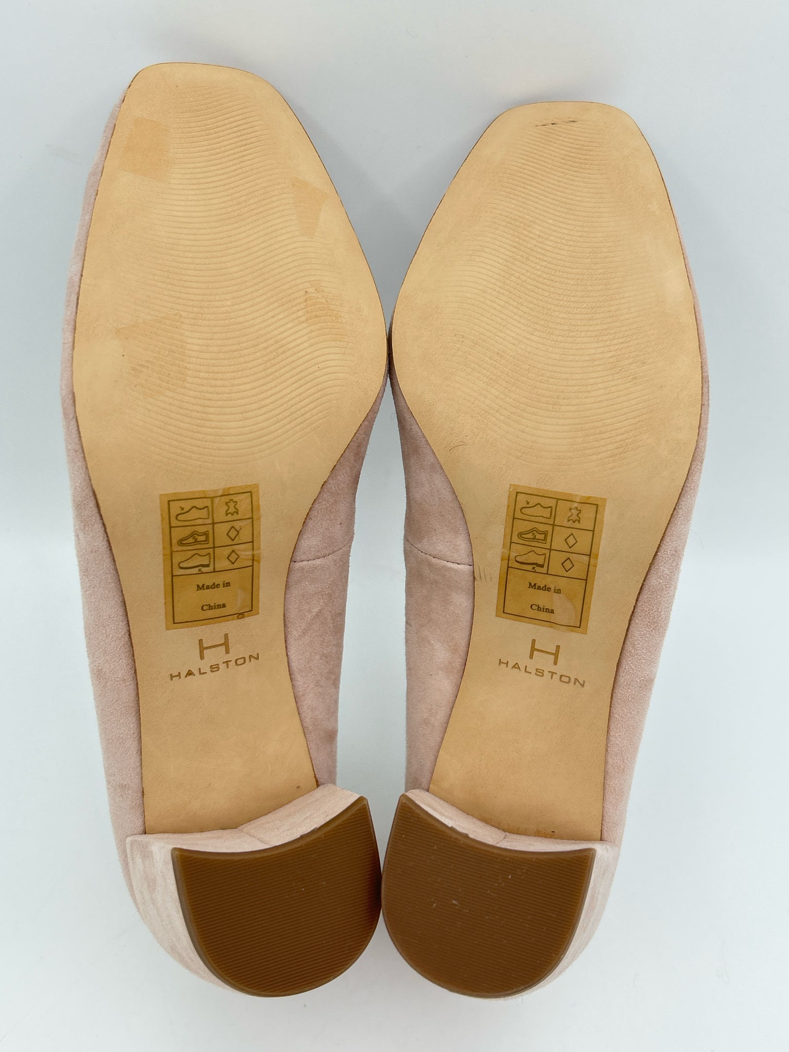 HALSTON Size 9M Pale Pink Women Pumps NWOB