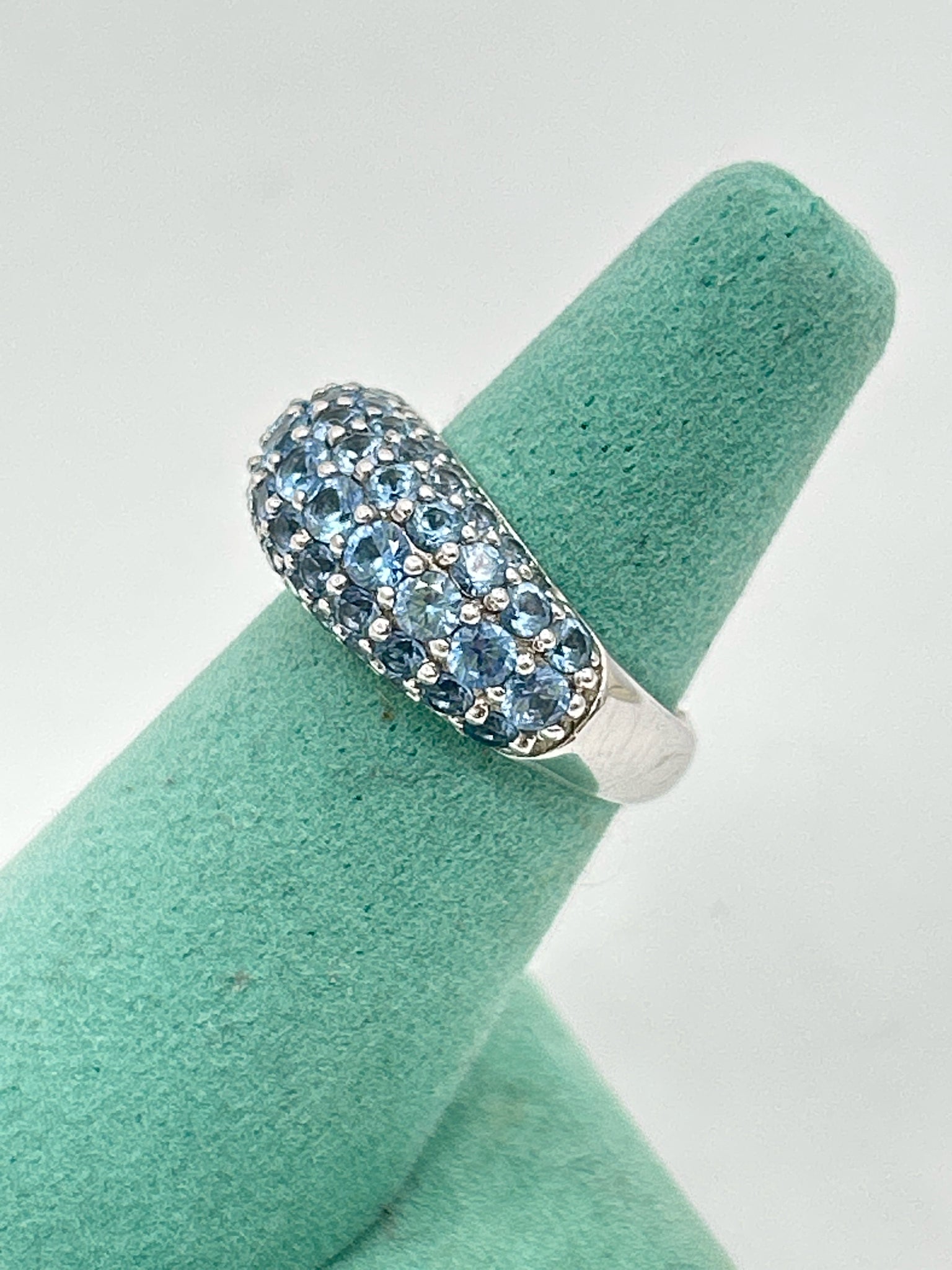 JEAN DOUSSET SILVER AND BLUE Size 7 Ring