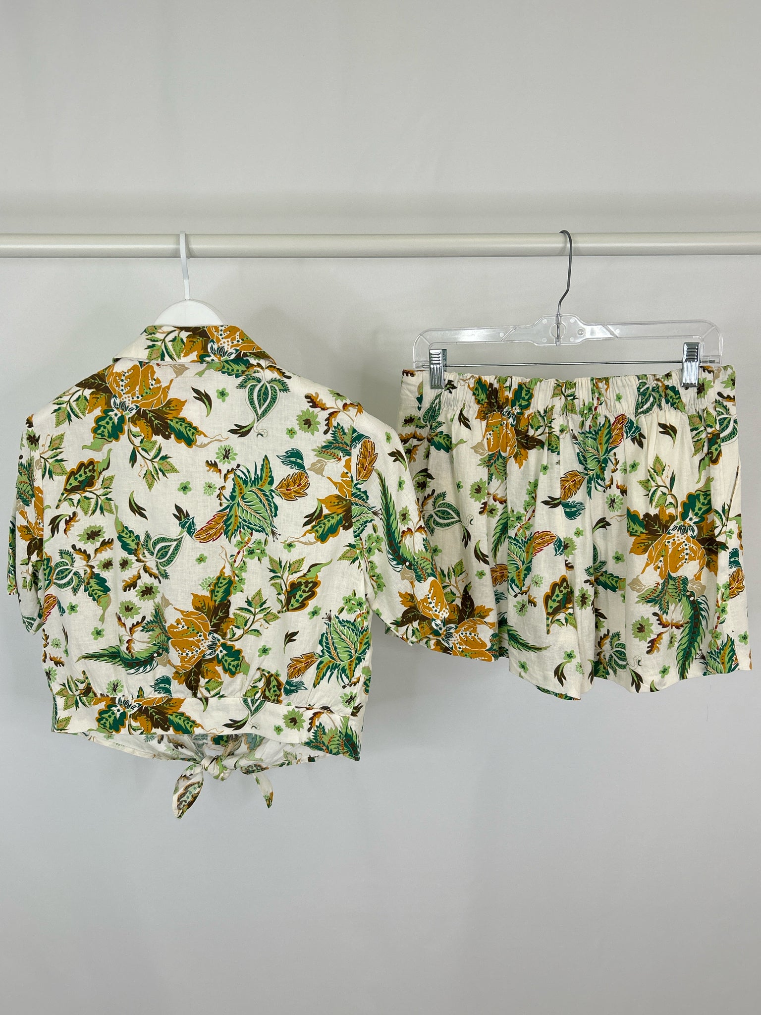 PHILOSOPHY Size S WHITE AND GREEN Women 2-Piece w/shorts