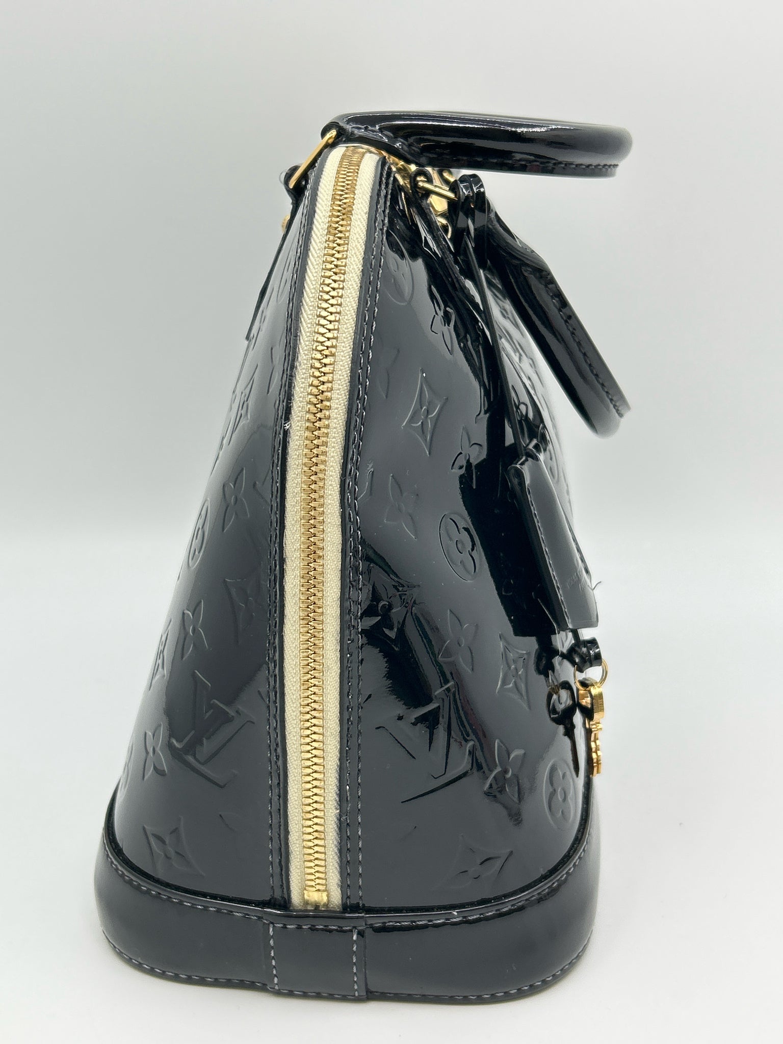 LOUIS VUITTON Black Women Purse