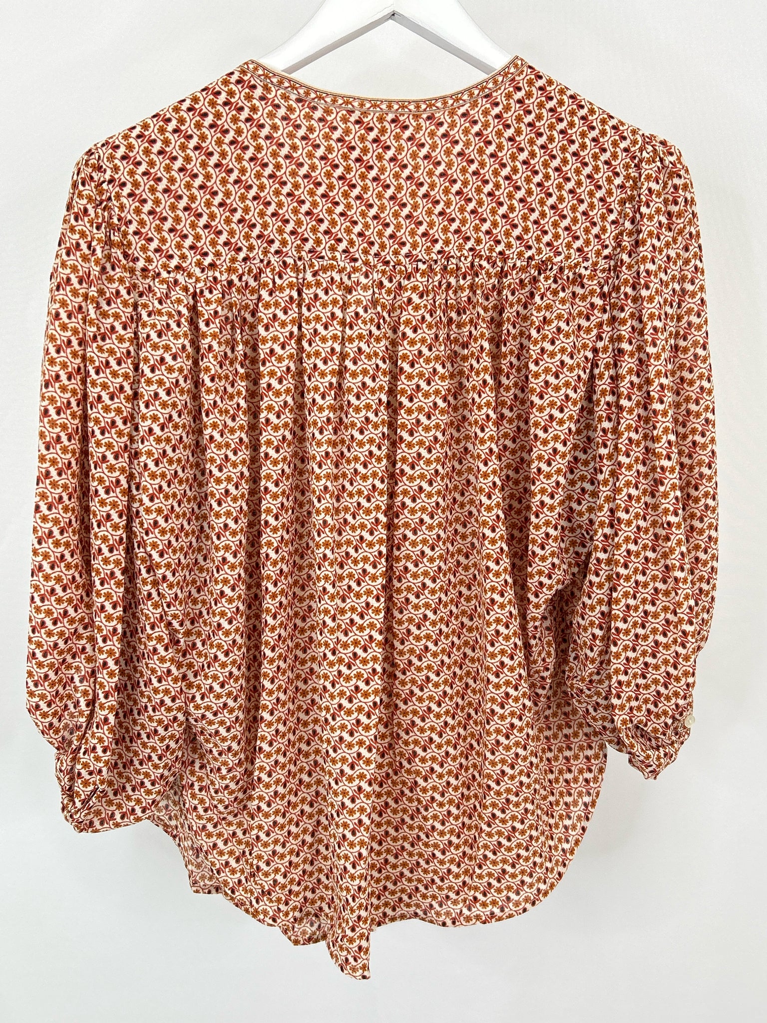 MAX STUDIO Blouse NWT SZ M ORANGE AND RED Women