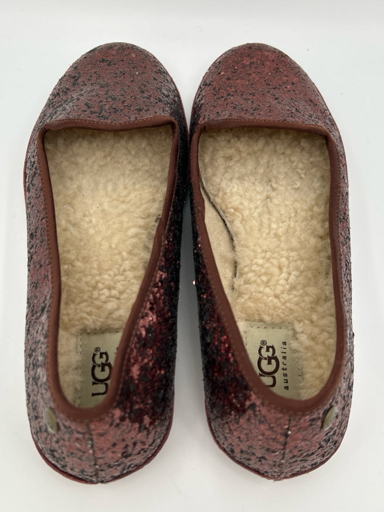 UGG Women Size 8.5 Chocolate Rose Flats