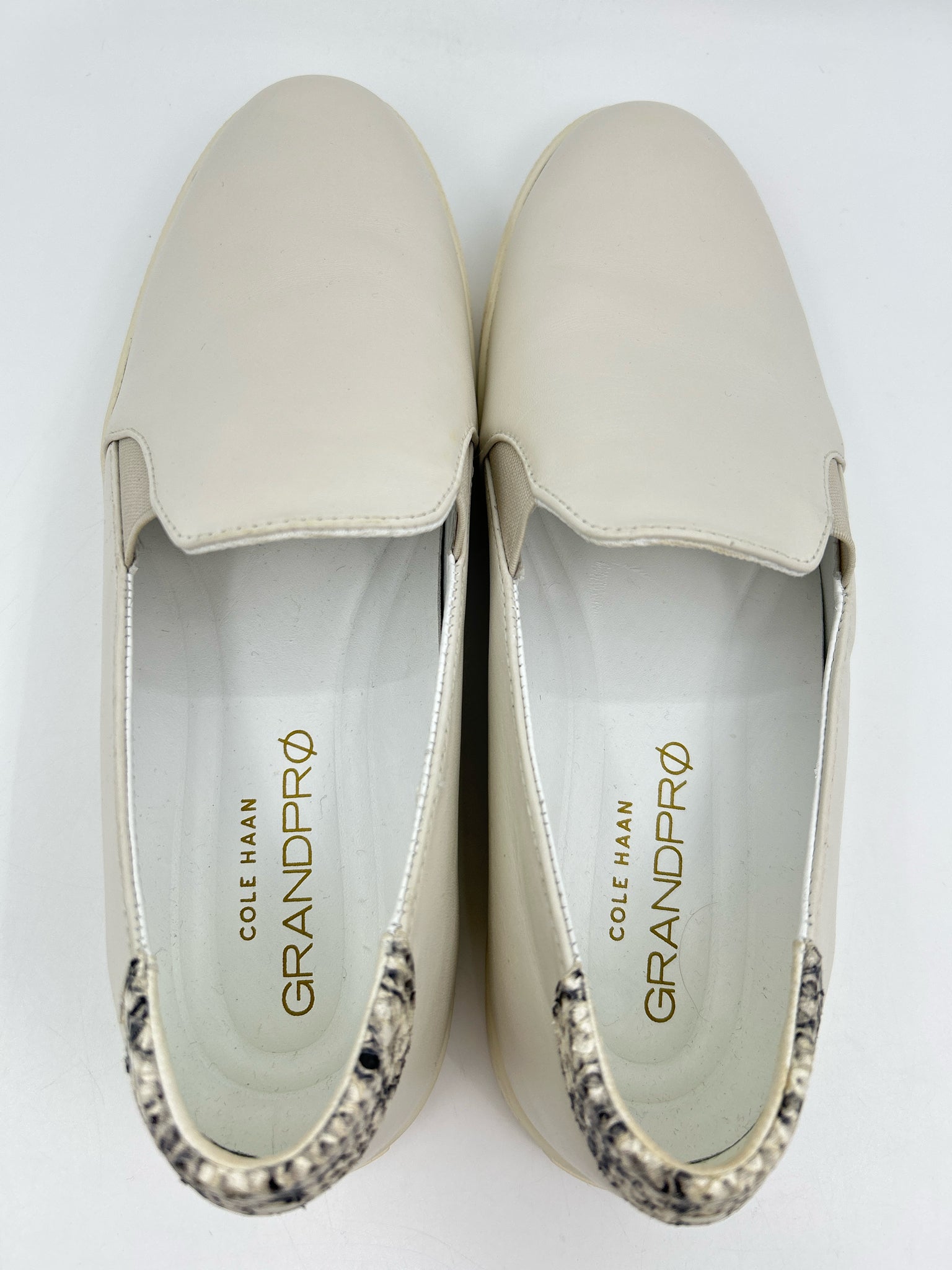 COLE HAAN Size 9.5B Vanilla White Women Shoes