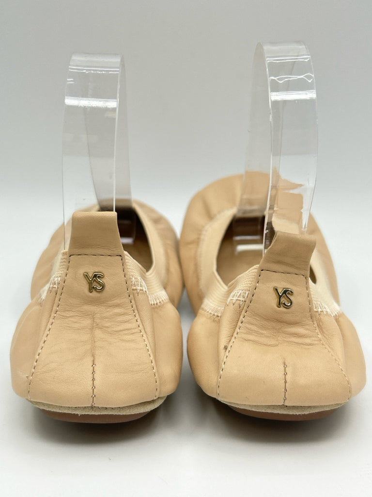 YOSI SAMRA Size 8 Cream Women's Flats