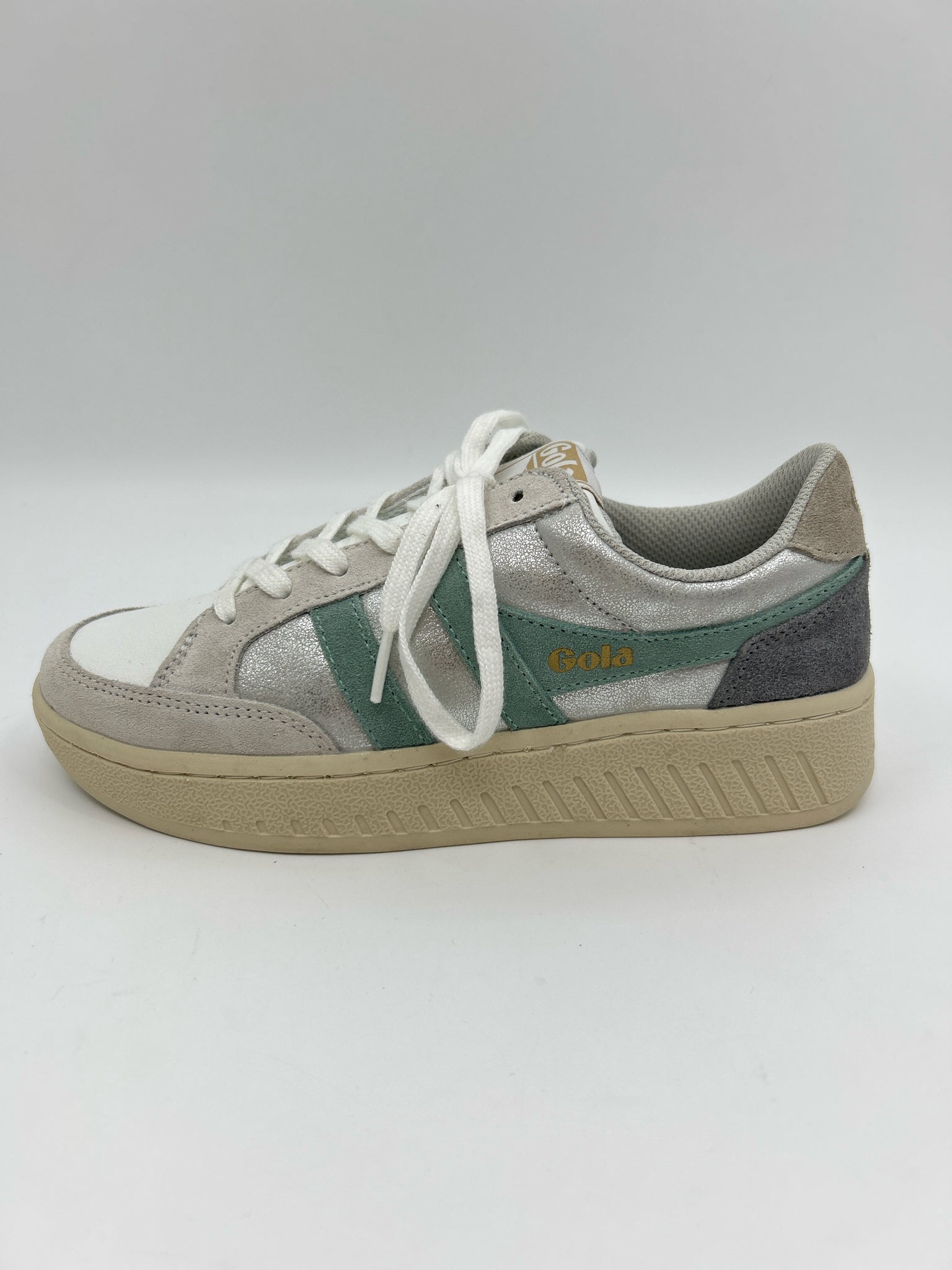 GOLA Size 6 Grey and Silver Women Sneakers