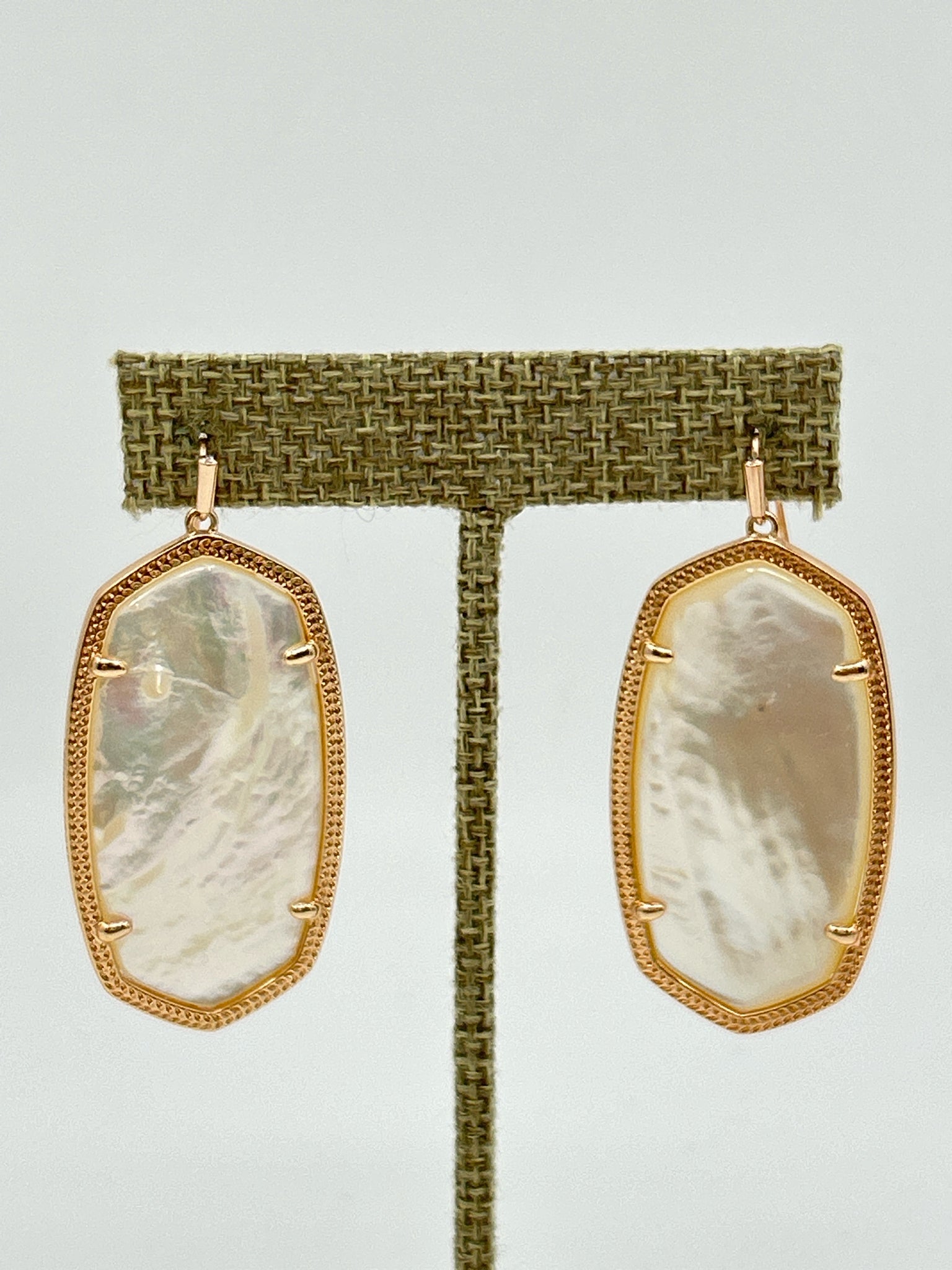 KENDRA SCOTT Gold Earrings