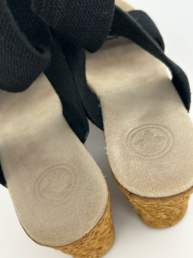 CHARLESTON SHOE COMPANY Size 7 Black Women's Sandal