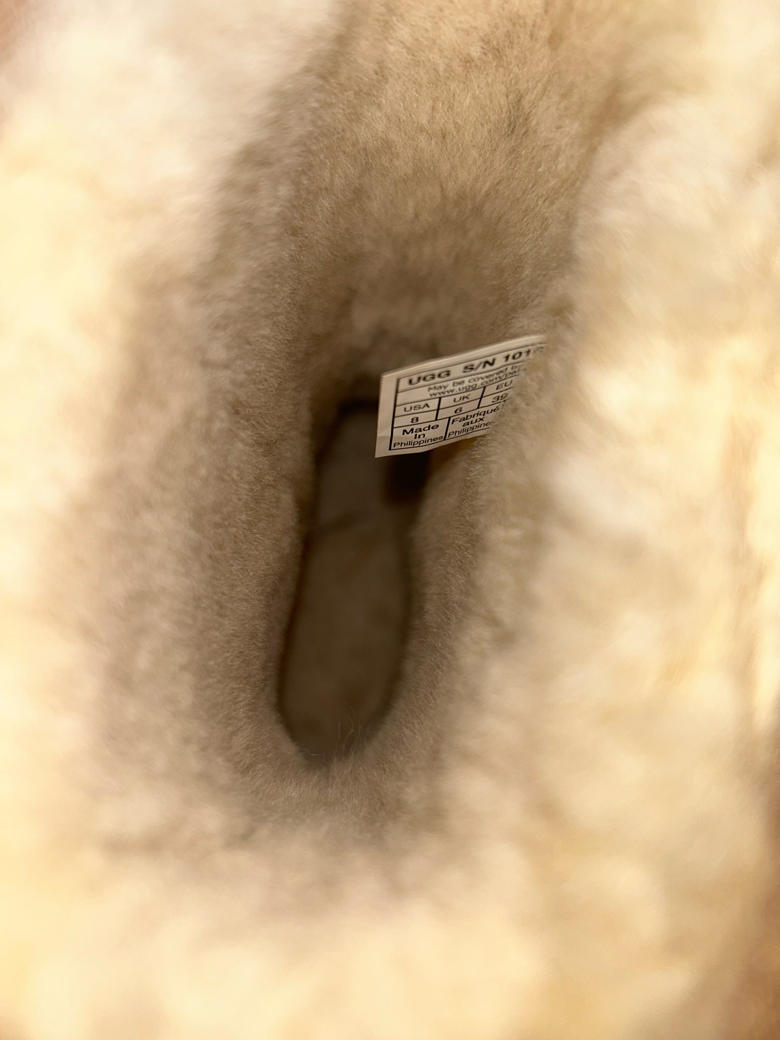 UGG Size 8 CHESTNUT Women Booties