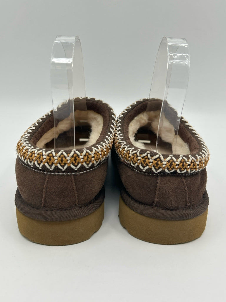 UGG Size 7 Brown Clogs