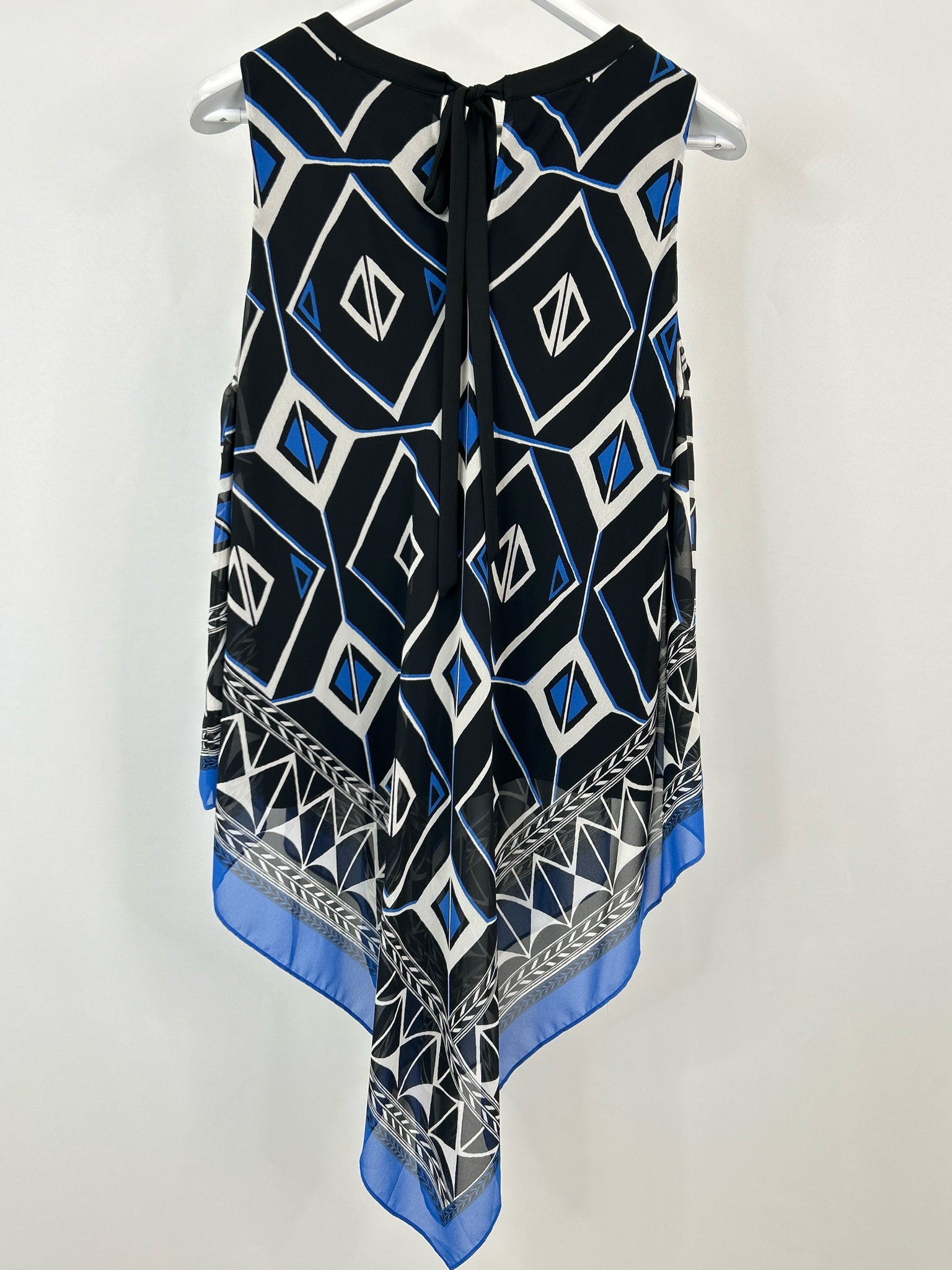 VINCE CAMUTO NWT Size M Black Print Women Tunic