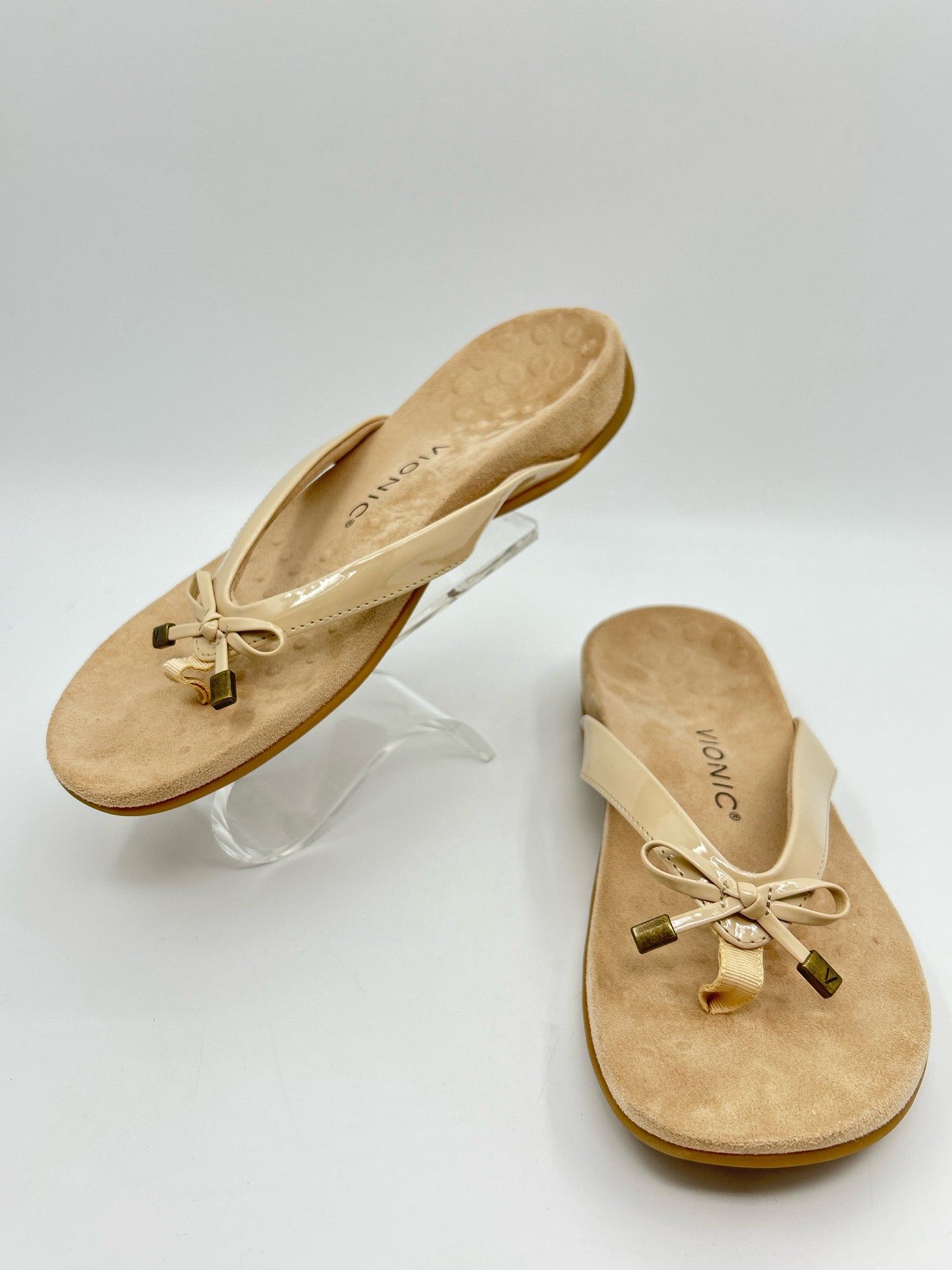 VIONIC Size 8.5 Cream Women Sandal