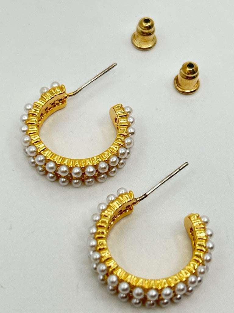 EYE CANDY Women NIB Gold Earrings