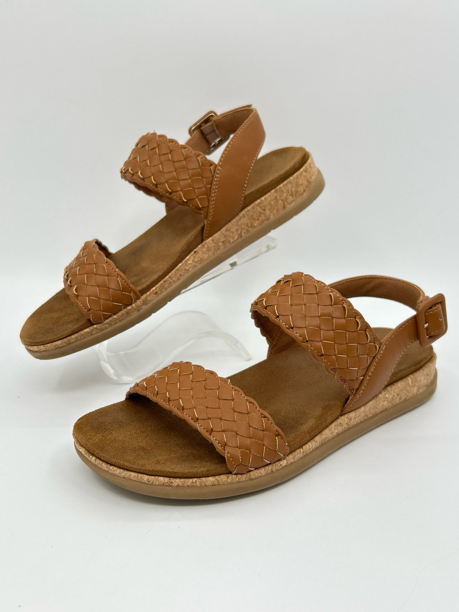 ROCKPORT Size 8.5M Tan Women Sandal