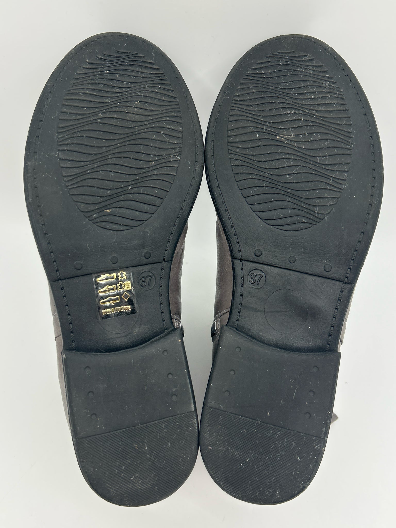 MIZ MOOZ Size 37 Dark Gray Women Booties