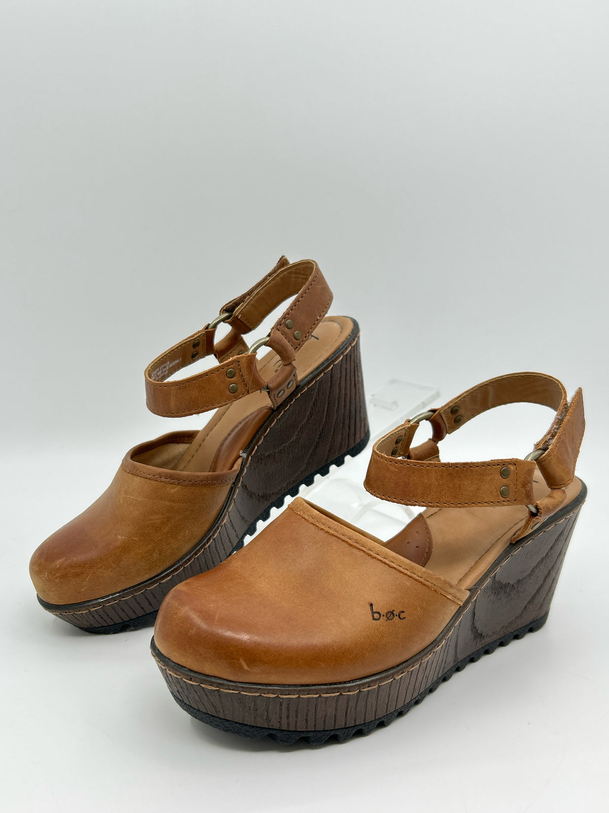 BOCS Size 7M Brown Women Shoes