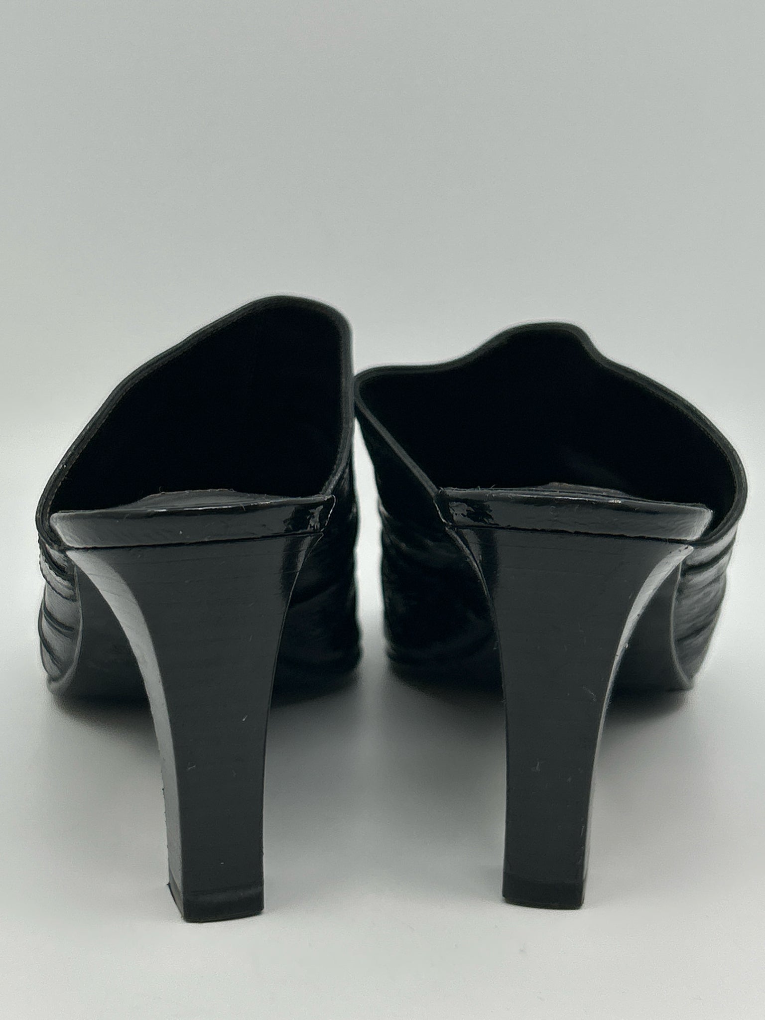 BRIGHTON Size 8.5 Black Women Shoes