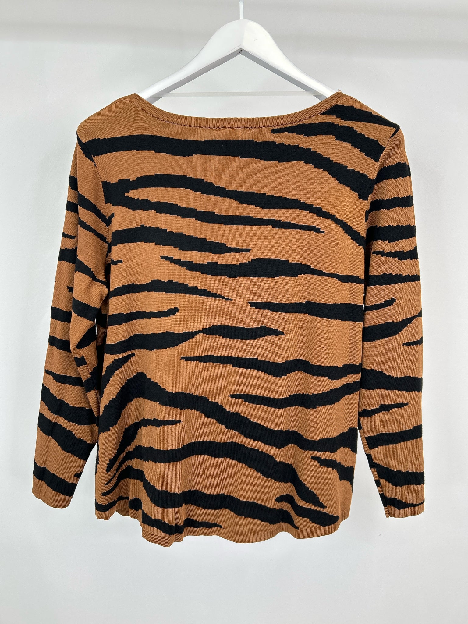 CHICO'S NWT Size XLP Brown and Black Women Sweater