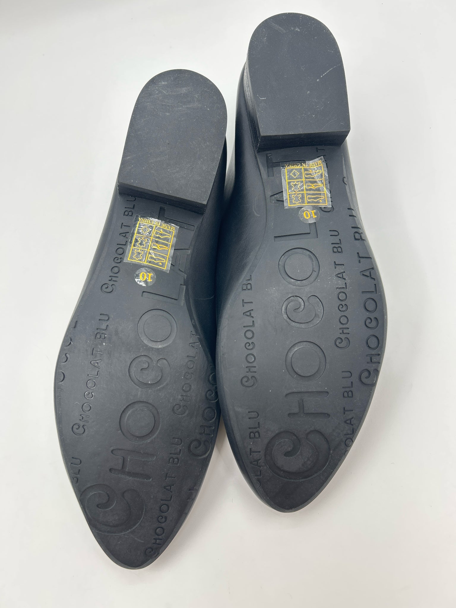 CHOCOLAT BLU Size 10 Black Women Loafer
