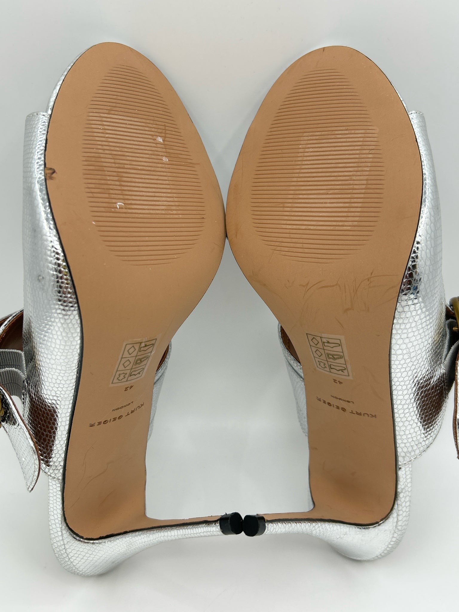 KURT GEIGER Size 11M Silver Women's Sandal