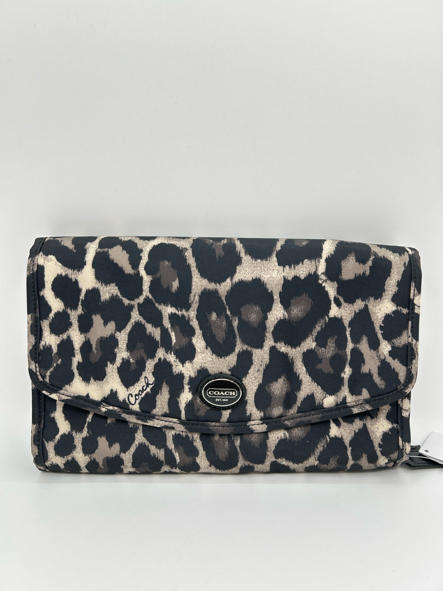 COACH BEIGE AND BLACK NWT Toiletry Kit
