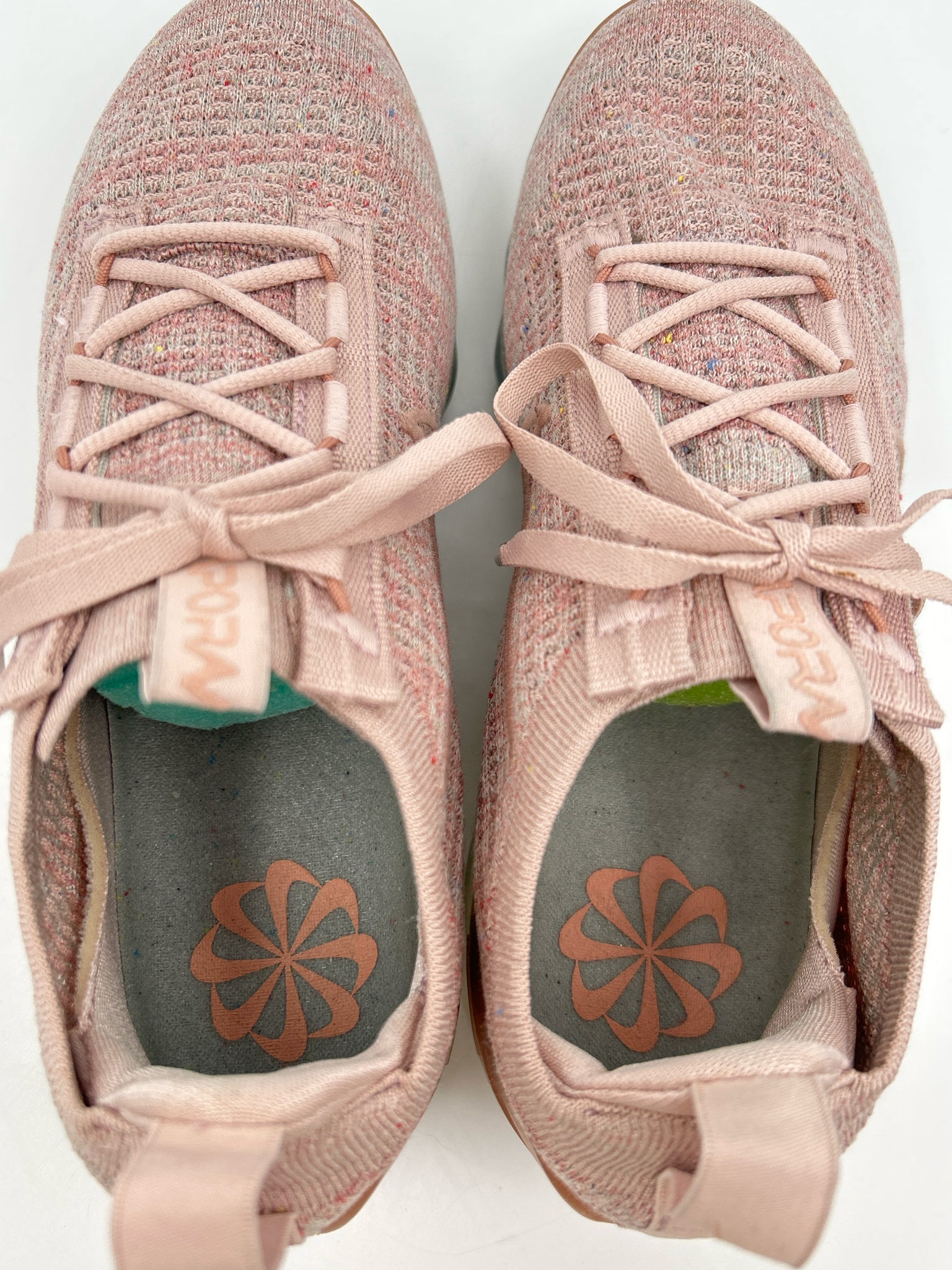 NIKE Size 8 Pink Women Sneakers