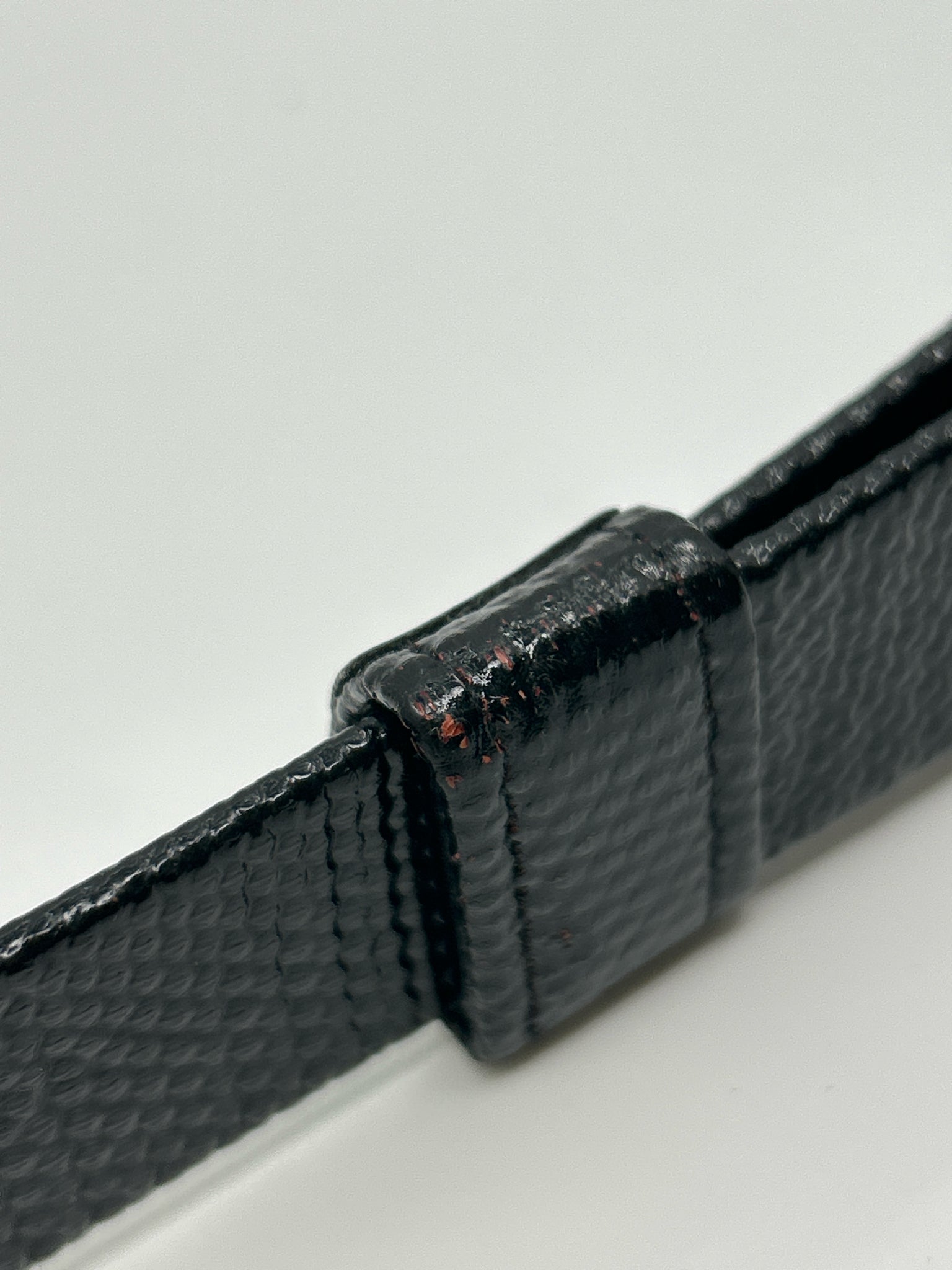 ALEXIS KIRK BLACK AND GOLD XS-M Belt