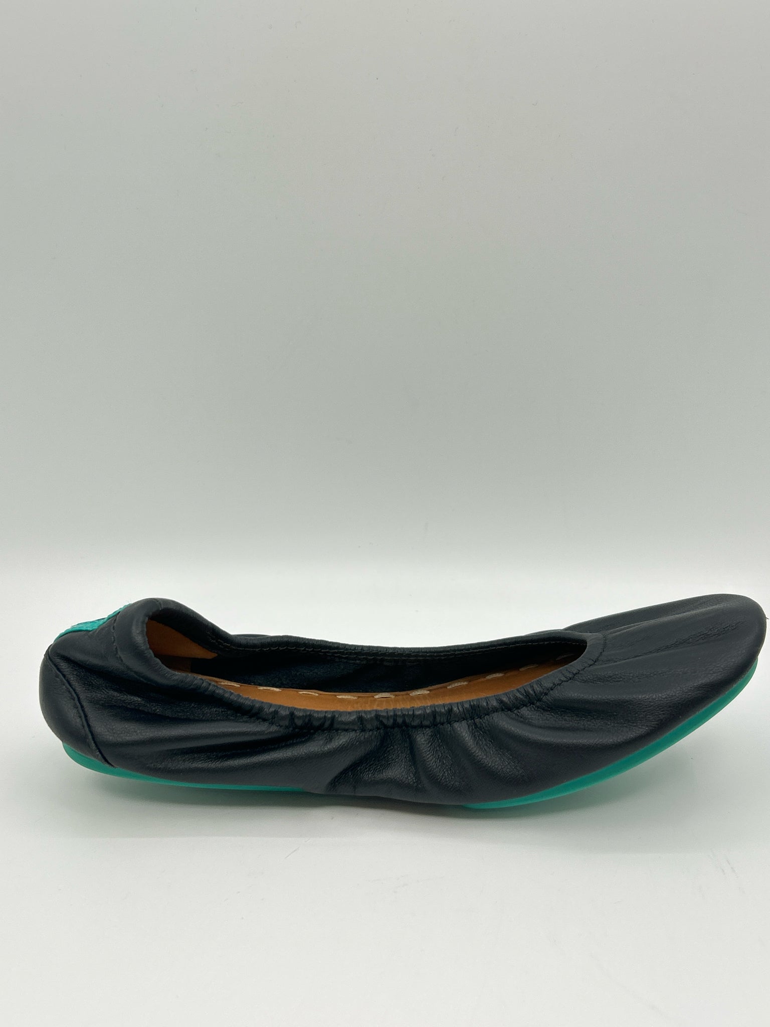 TIEKS Size 7 Black Women Flats