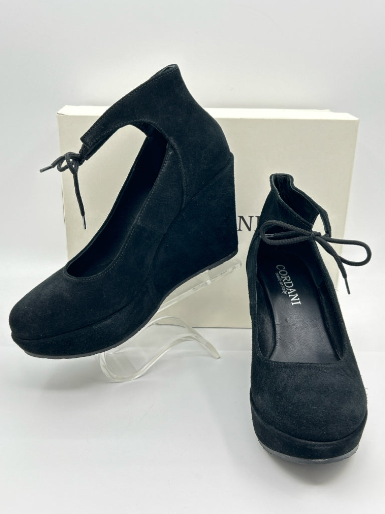 CORDANI Women Size 38/8 Black Pumps