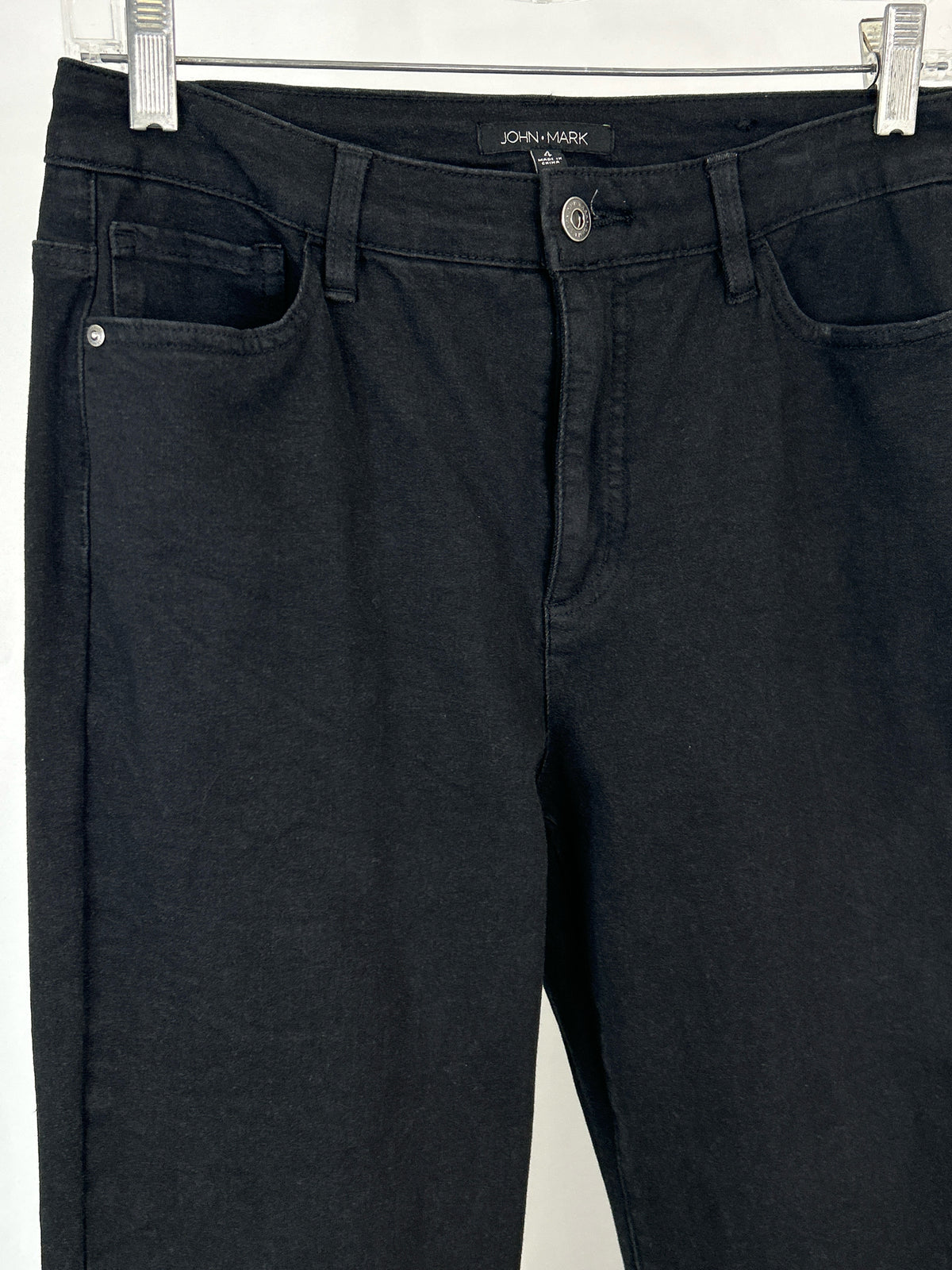 John Mark Size 4 Black Women jeans