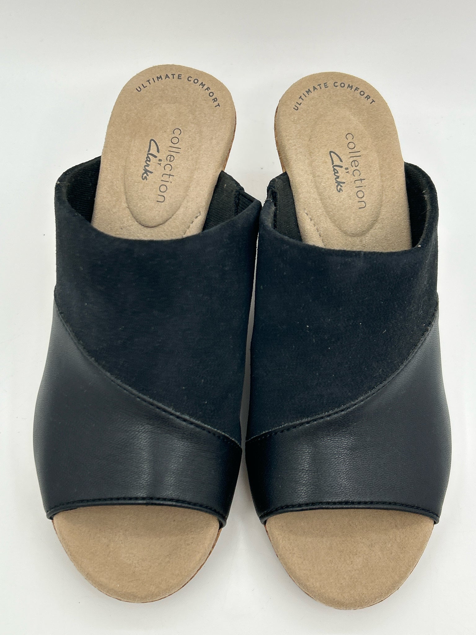 CLARKS Size 6.5M Black Women Sandal