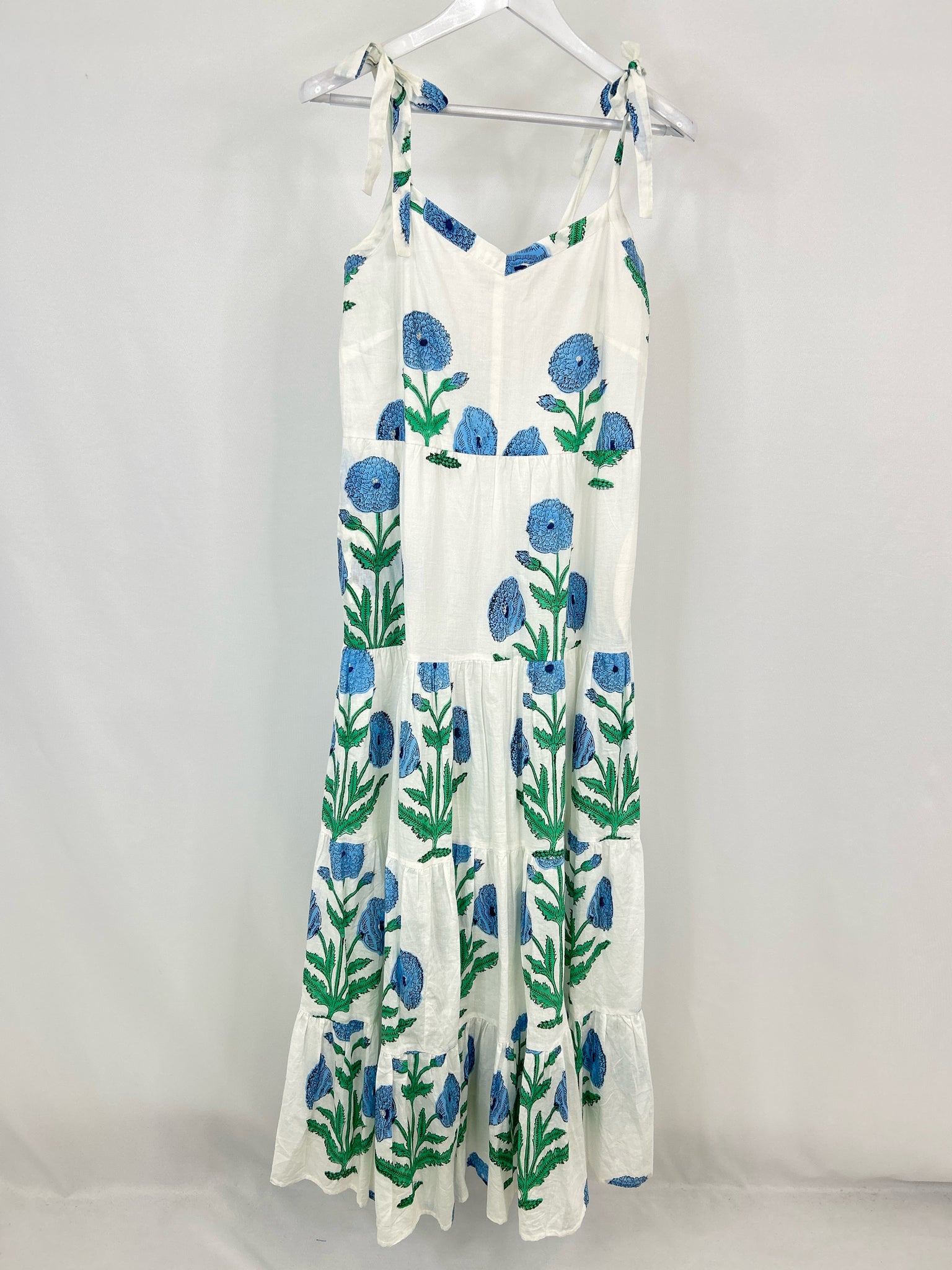 BEAU & RO Size M WHITE & BLUE Women Dress