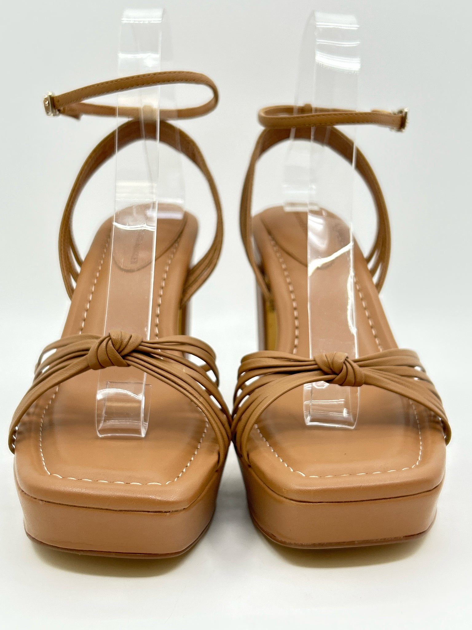 White House Black Market Size 10M Brown Women Sandal