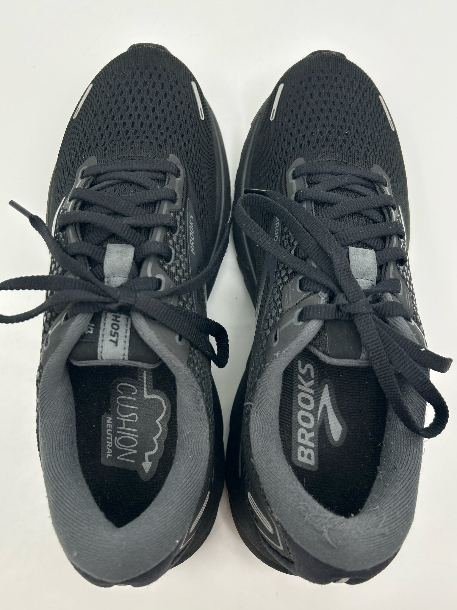 BROOKS Size 8.5B Black Women Sneakers