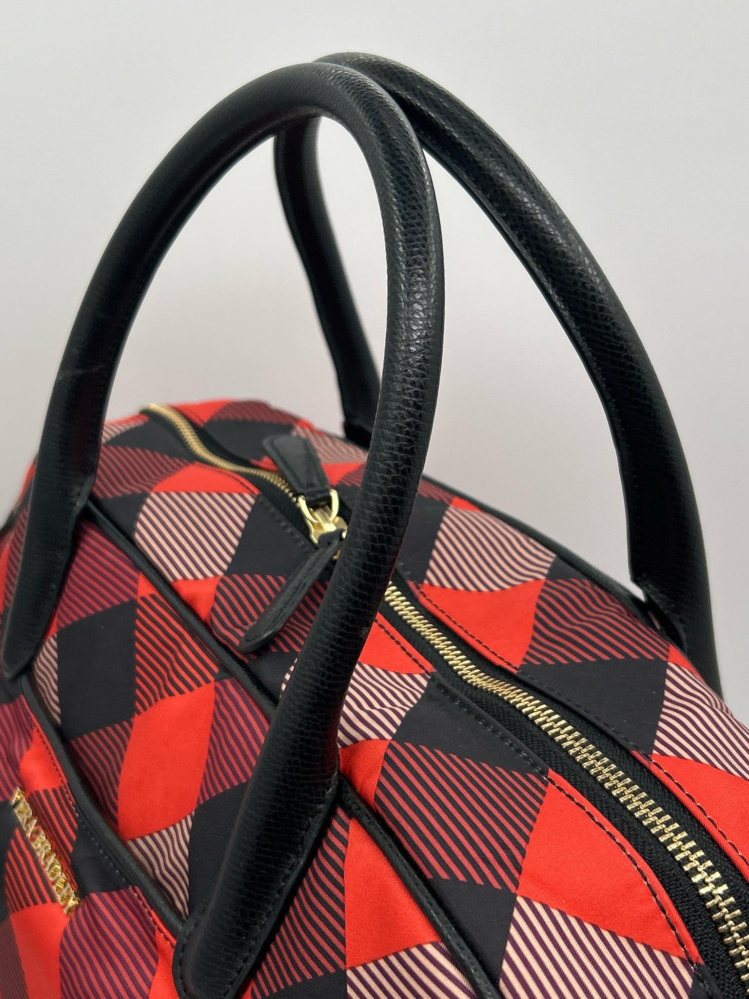 VERA BRADLEY Red and Black Luggage