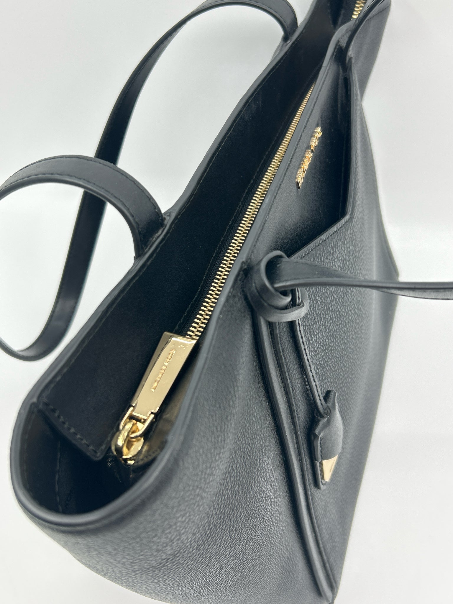 MICHAEL KORS Black Women Tote