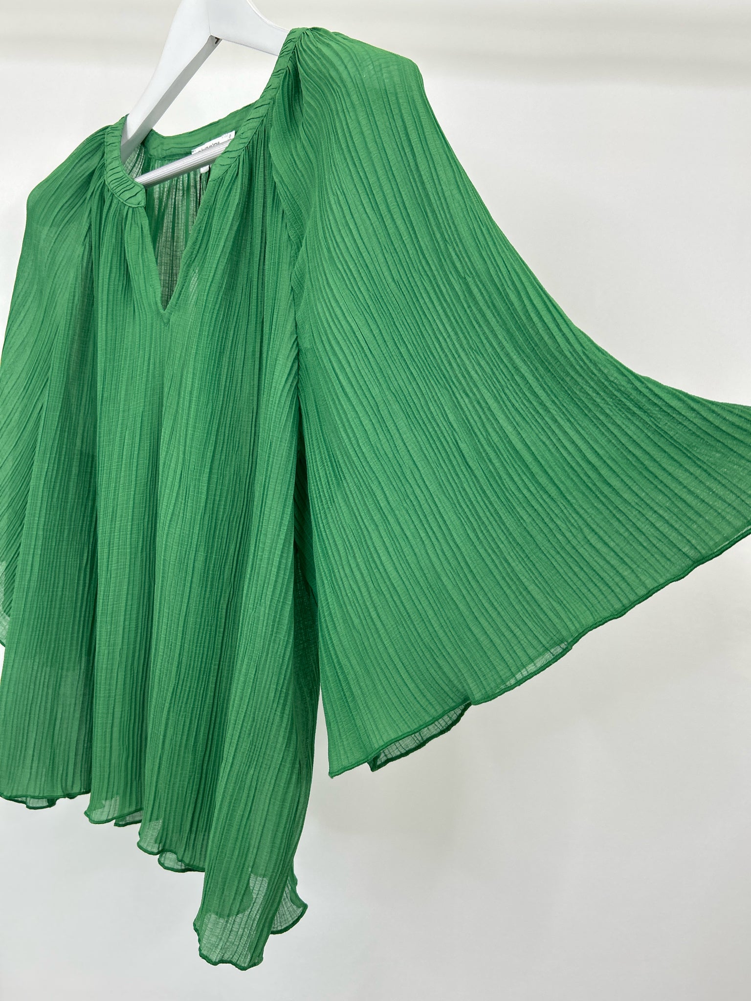 CHICO'S NWT Size S Kelly Green Women Top