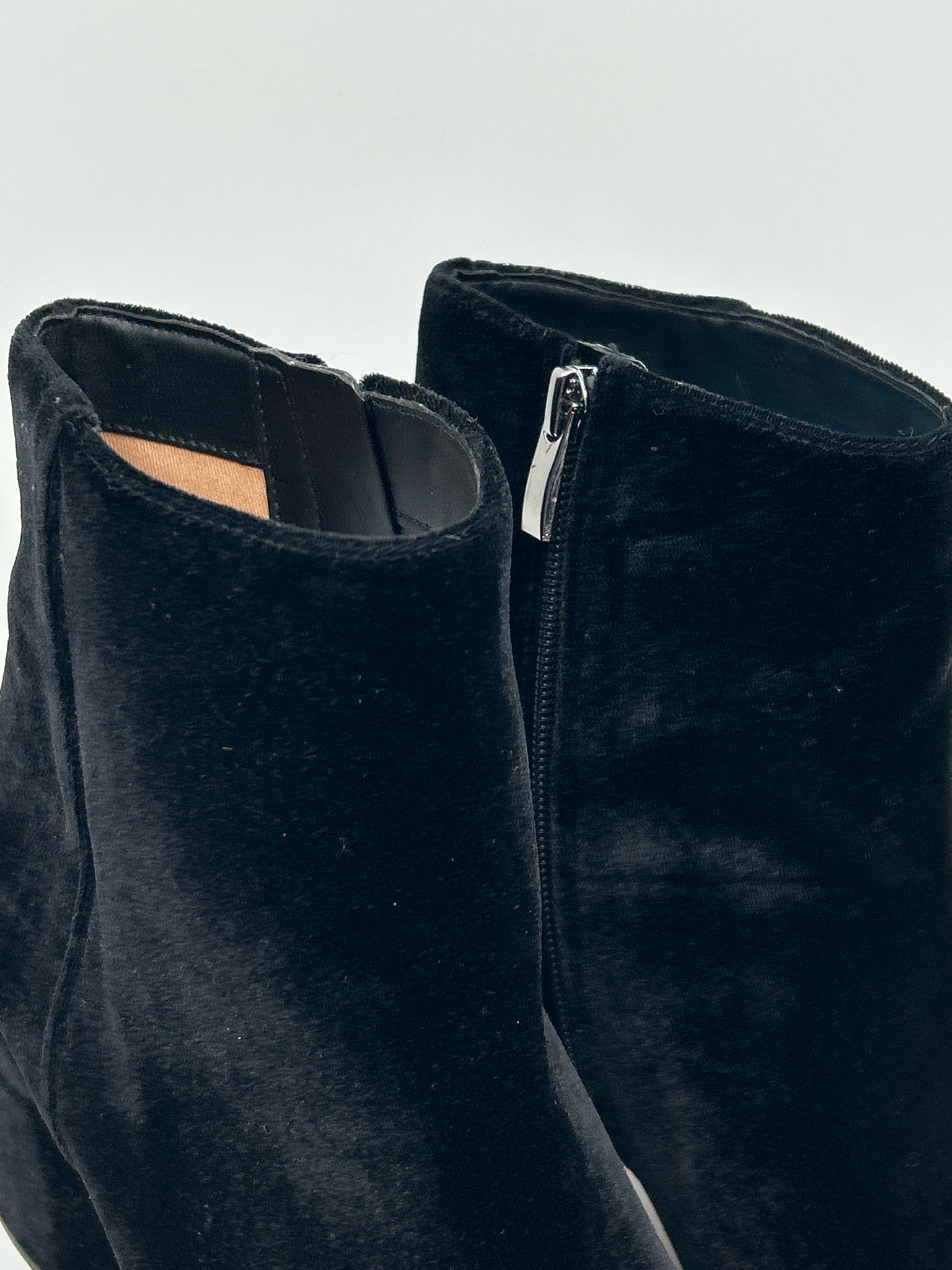 FRANCO SARTO NWOB Size 10M Black Women's Booties