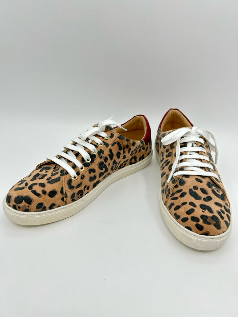 JACK ROGERS Size 9.5M LEOPARD Sneakers