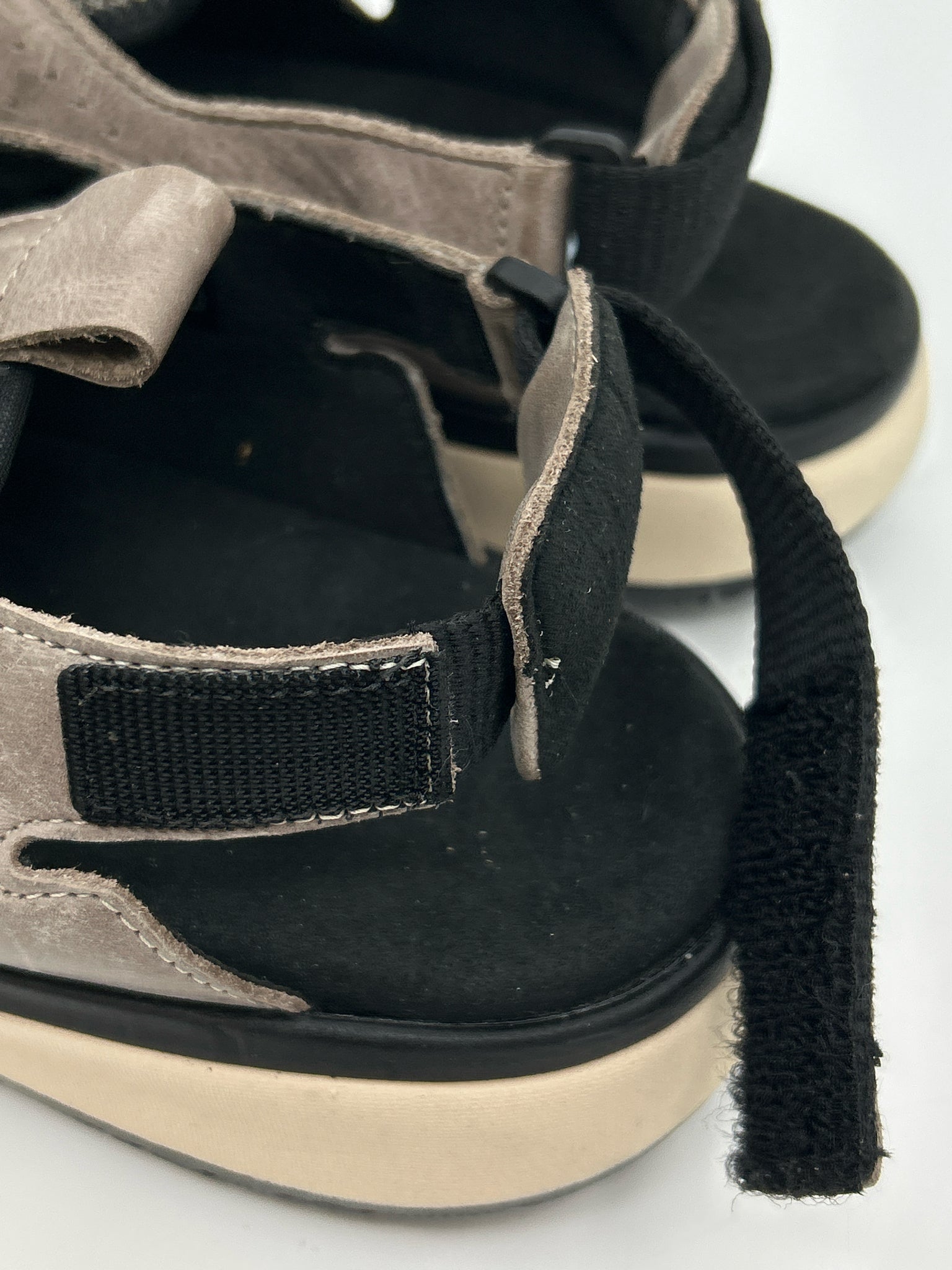 SAS Size 10WW BLACK & TAUPE Women Sandal
