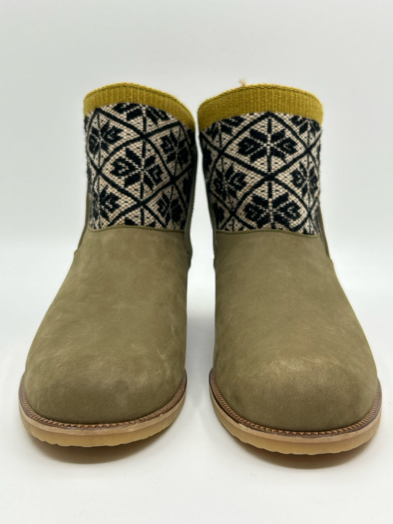 ROCK PILLAR Women Size 8 OLIVE Booties