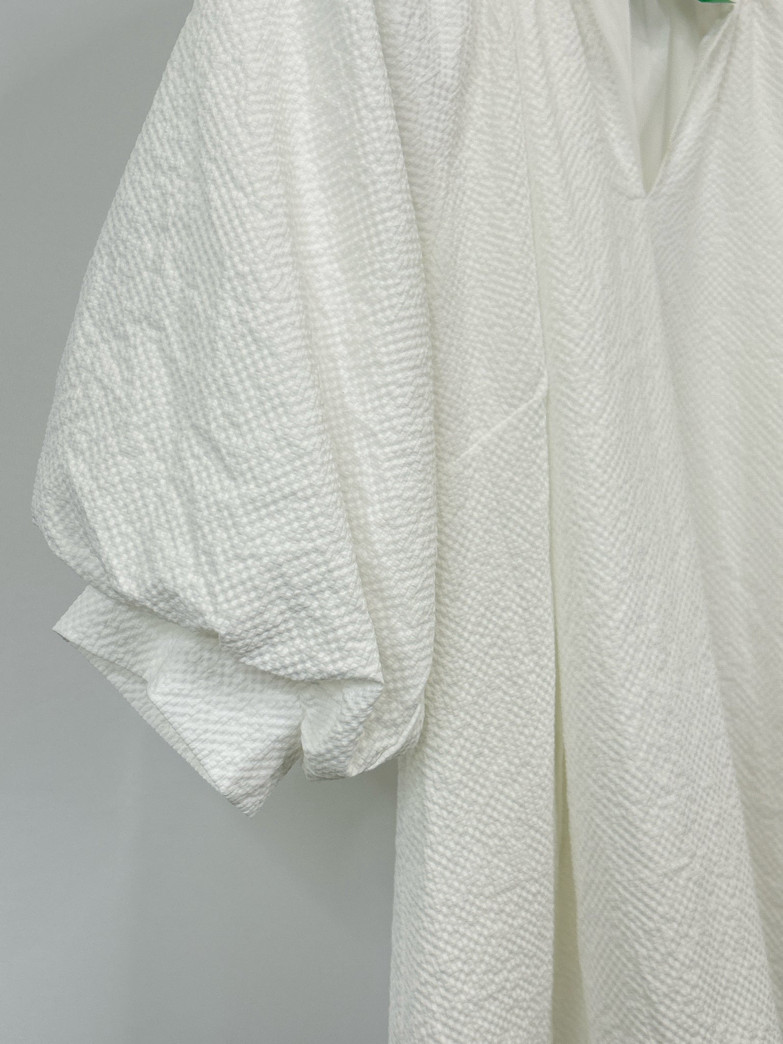 UMGEE Size M White Women Dress