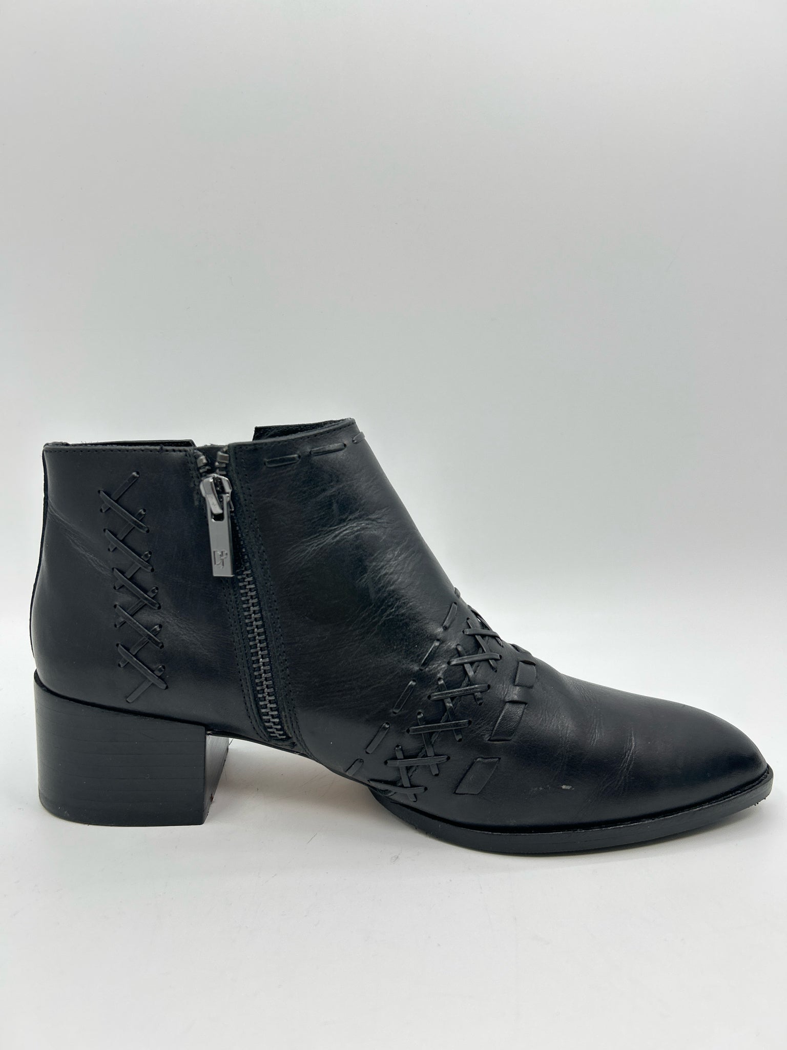 DONALD PLINER Size 8M Black Women Booties