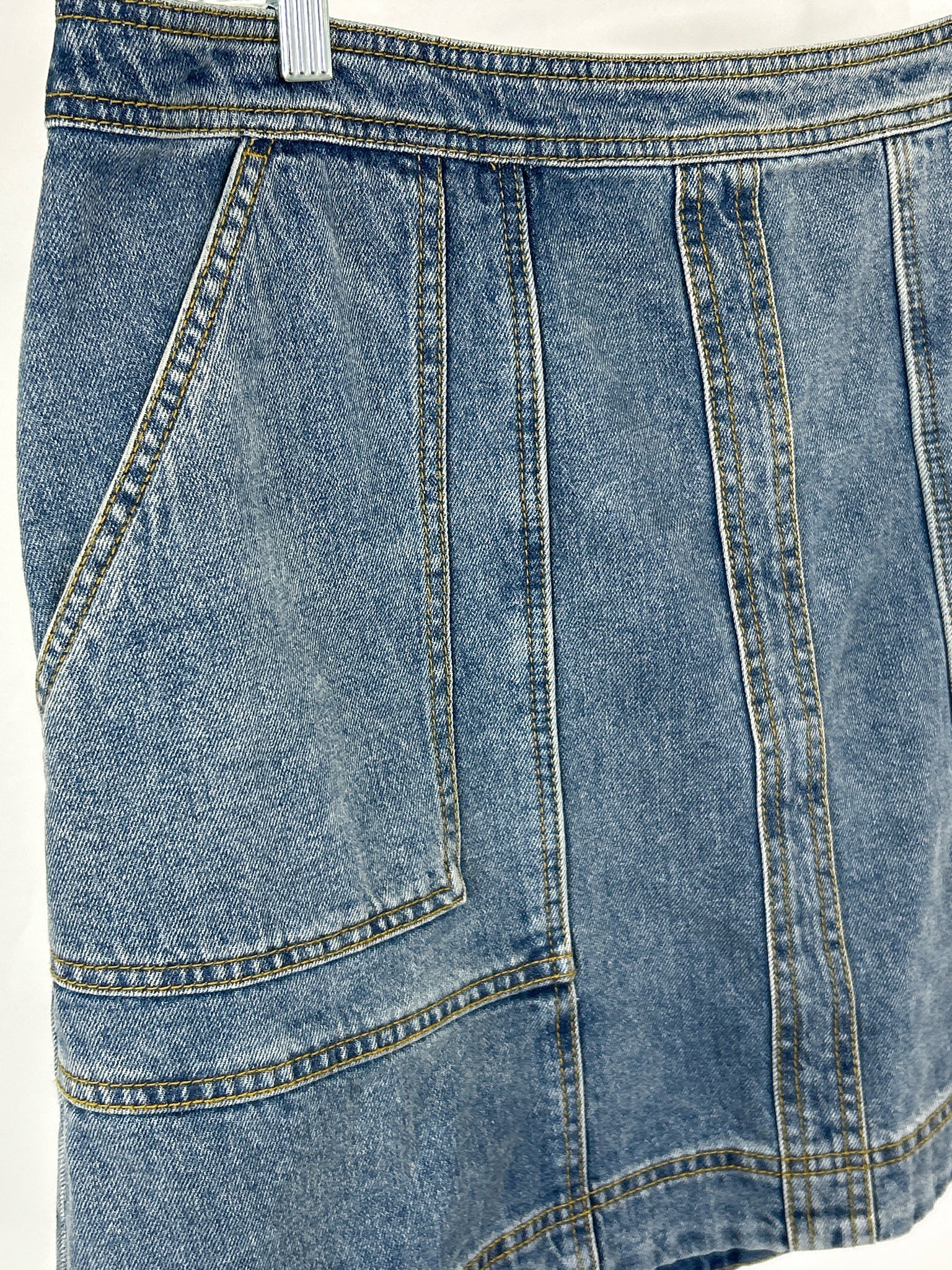 CABI Size 14 BLUE DENIM Women Skirt