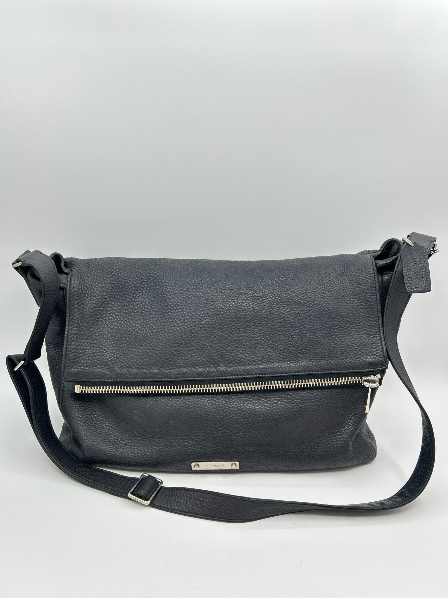 COACH Black Unisex Purse