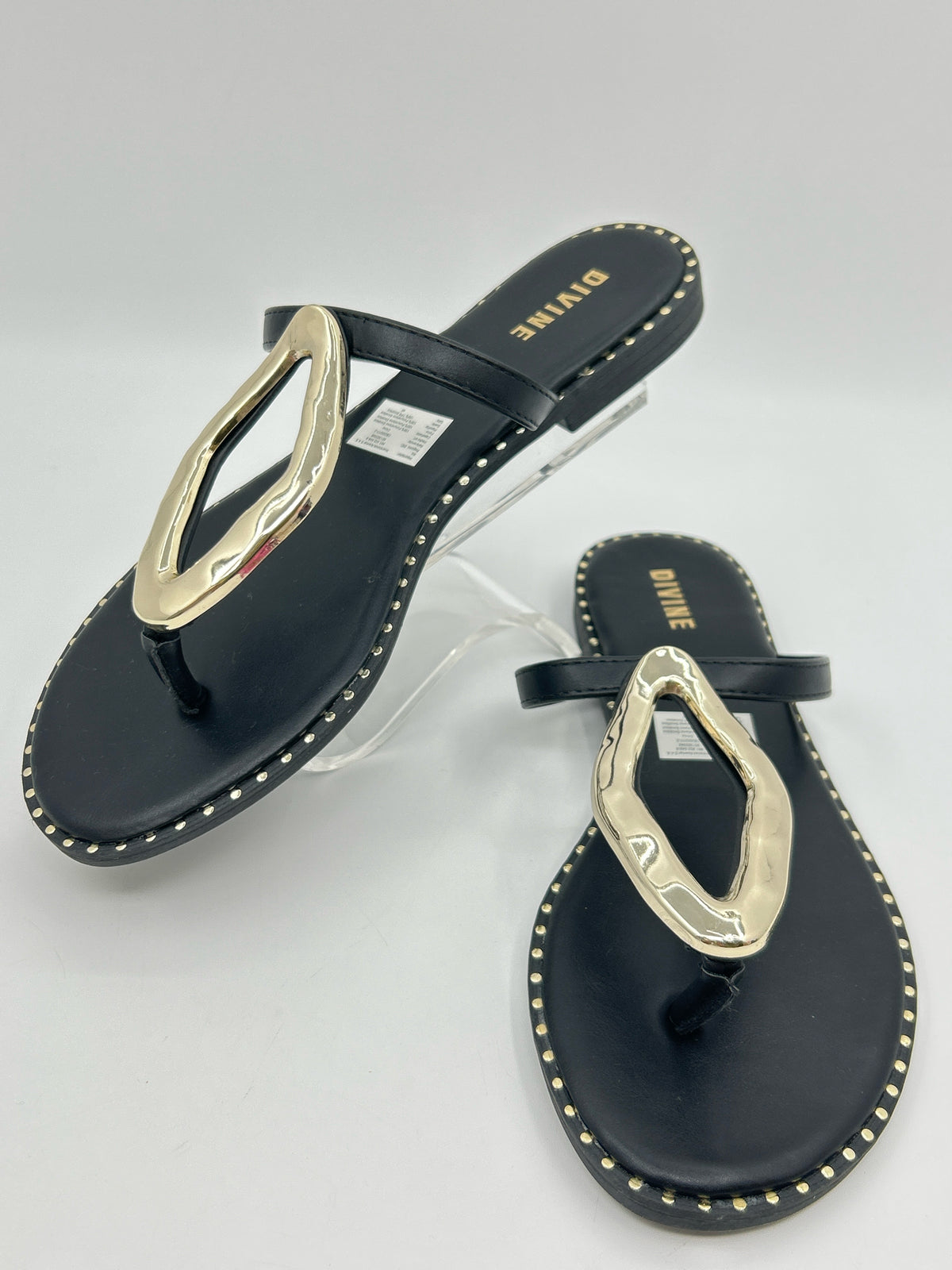 DIVINE Size 40/9 Black Women Sandal