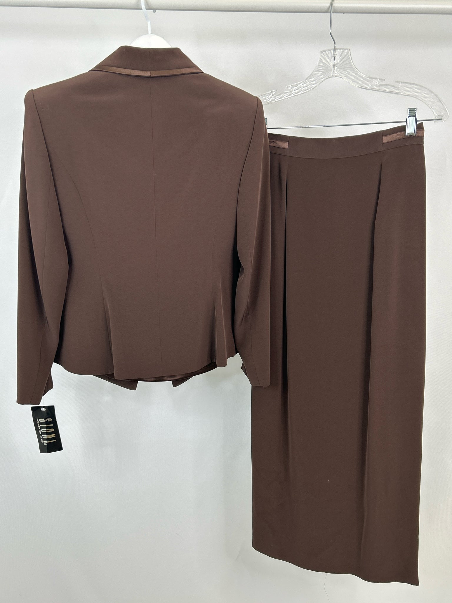 SIONI Size 8 Brown Women 3-Piece w/Skirt NWT
