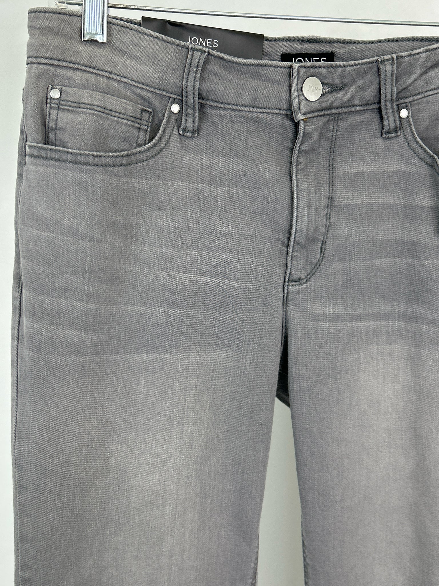 JONES NEW YORK Size 8P Gray Women jeans