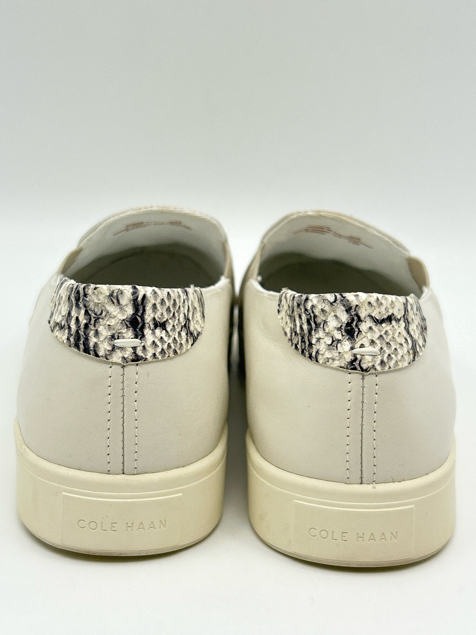 COLE HAAN Size 9.5B Vanilla White Women Shoes