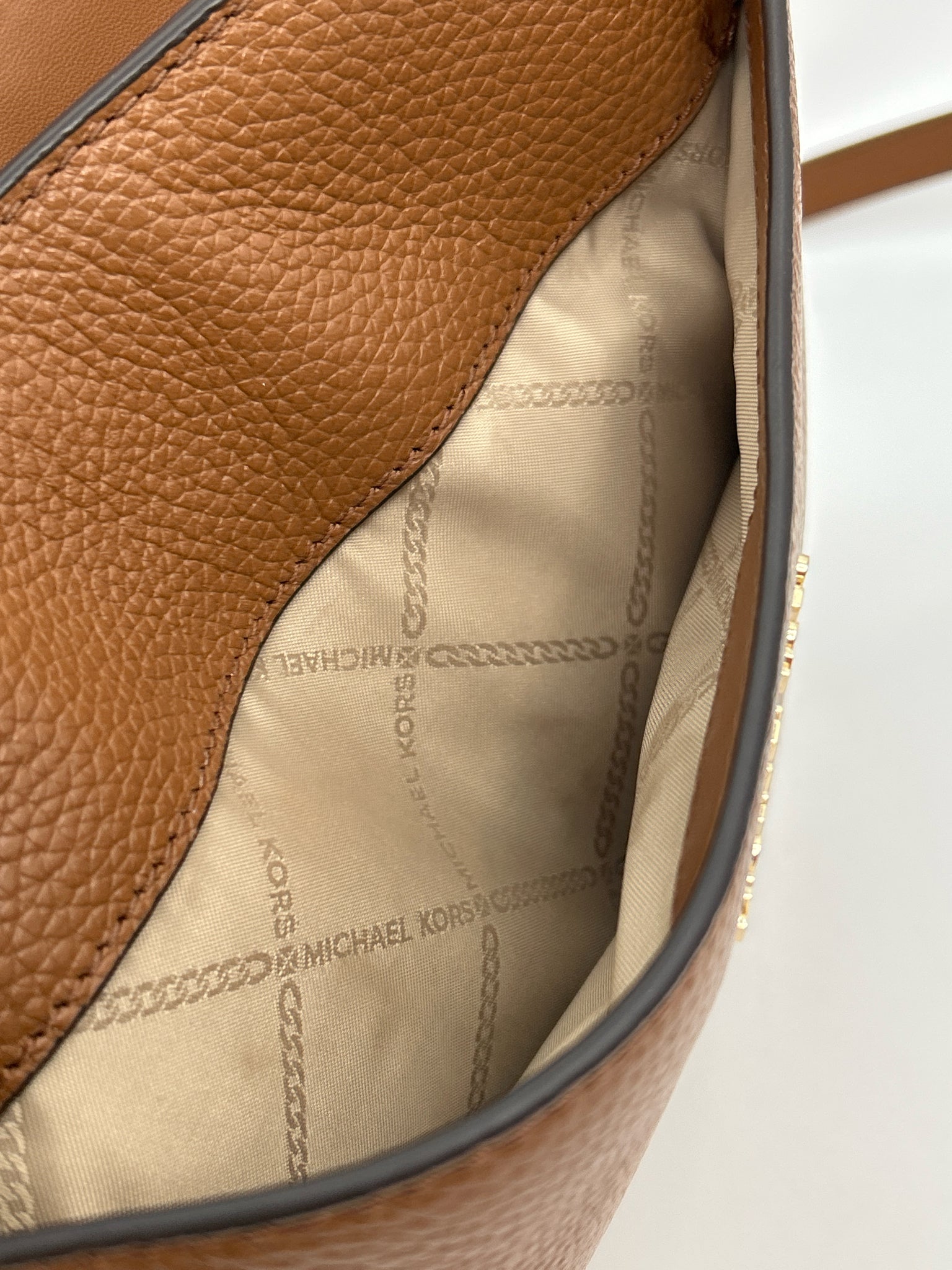 MICHAEL KORS Tan Women Purse