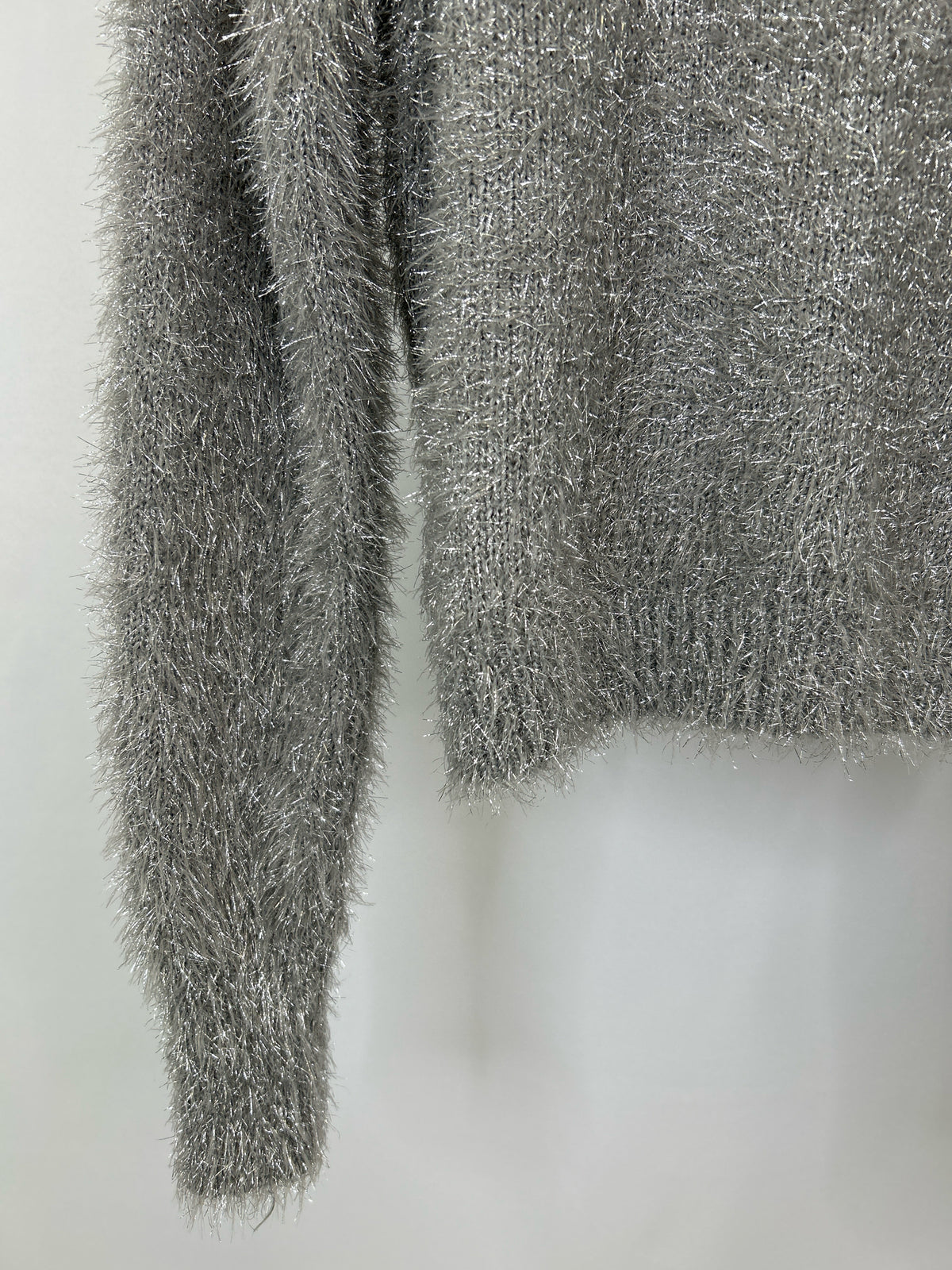 RACHEL ZOE Size M GRAY AND SILVER Women Sweater
